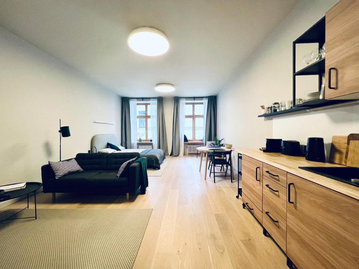 Stylish New Apartment In Riga Old Town - City Centre, Self Check-In, Walkable To Major Attractions 외부 사진