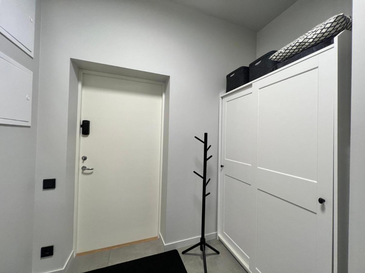 Stylish New Apartment In Riga Old Town - City Centre, Self Check-In, Walkable To Major Attractions 외부 사진